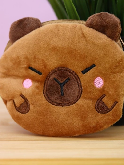 Кошелёк плюшевый &quot;The capybara is sleeping&quot;, brown (10*10 см) 