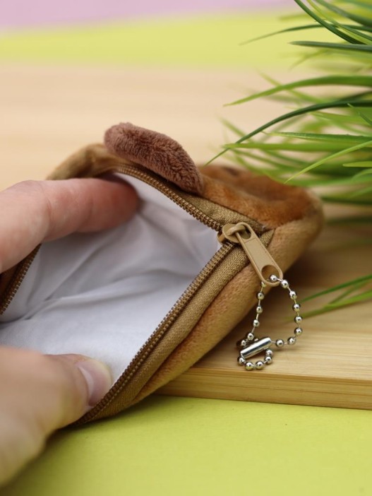 Кошелёк плюшевый &quot;The capybara is sleeping&quot;, brown (10*10 см) 